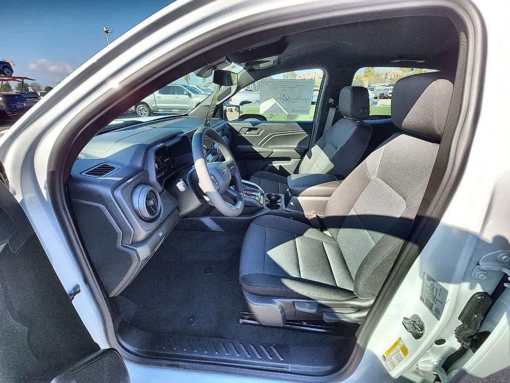 new 2025 Chevrolet Colorado car, priced at $43,417
