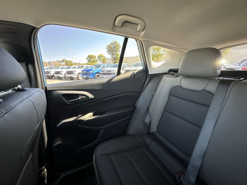 new 2025 Chevrolet Trax car, priced at $28,532