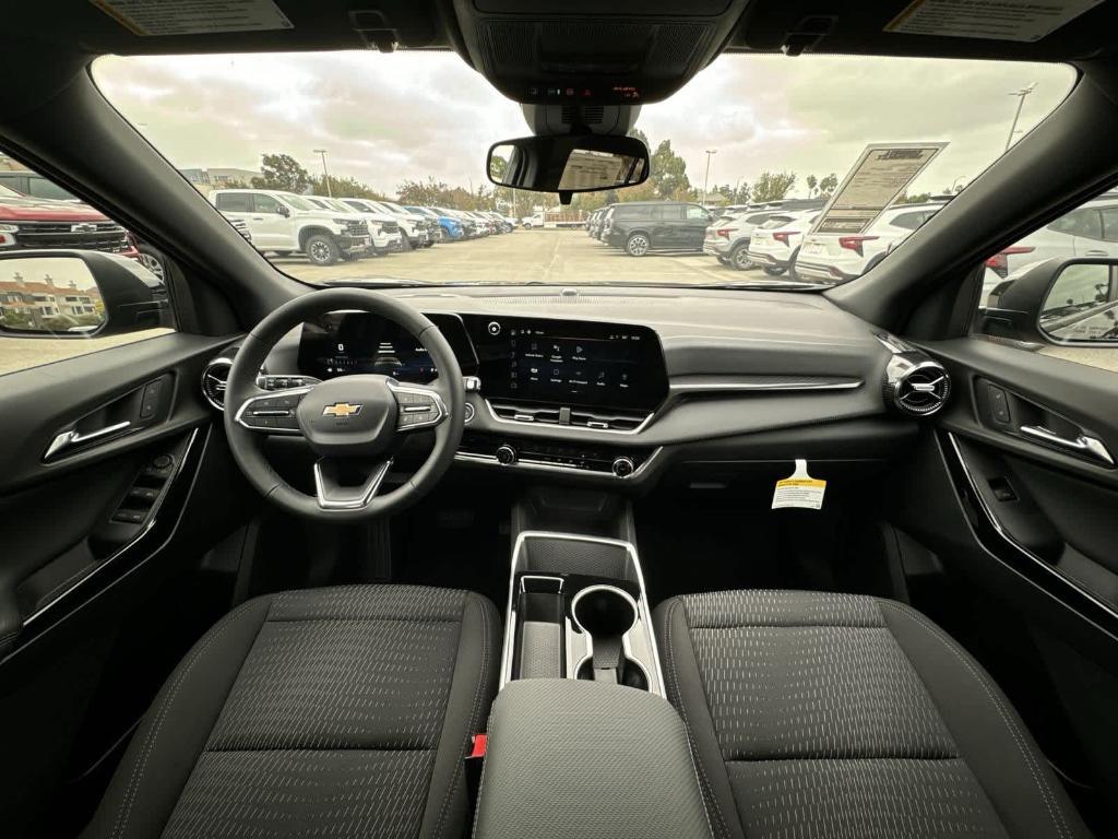 new 2025 Chevrolet Equinox car, priced at $30,793