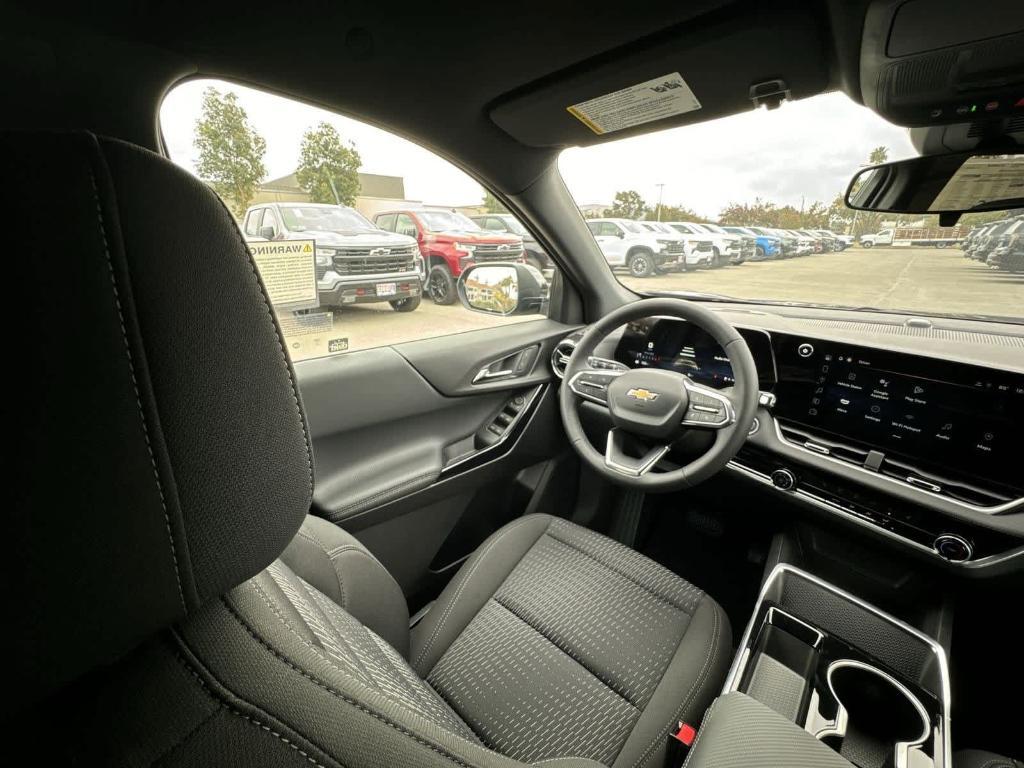 new 2025 Chevrolet Equinox car, priced at $30,793