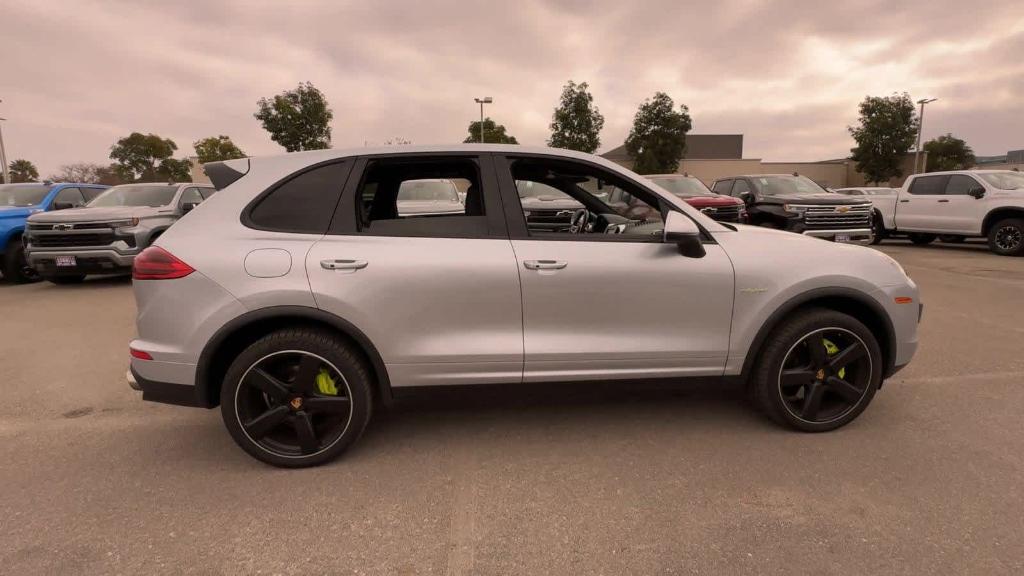 used 2016 Porsche Cayenne E-Hybrid car, priced at $28,330