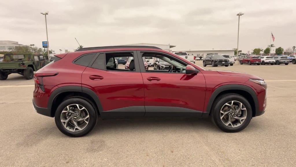 new 2025 Chevrolet Trax car, priced at $24,198