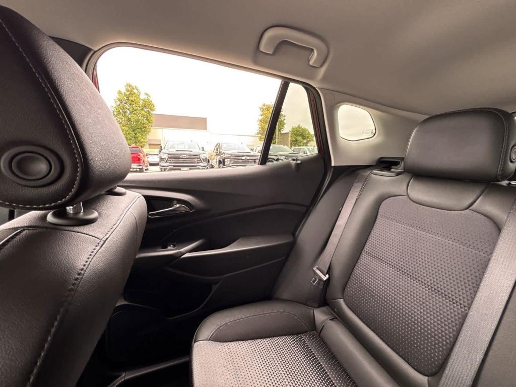 new 2025 Chevrolet Trax car, priced at $24,198