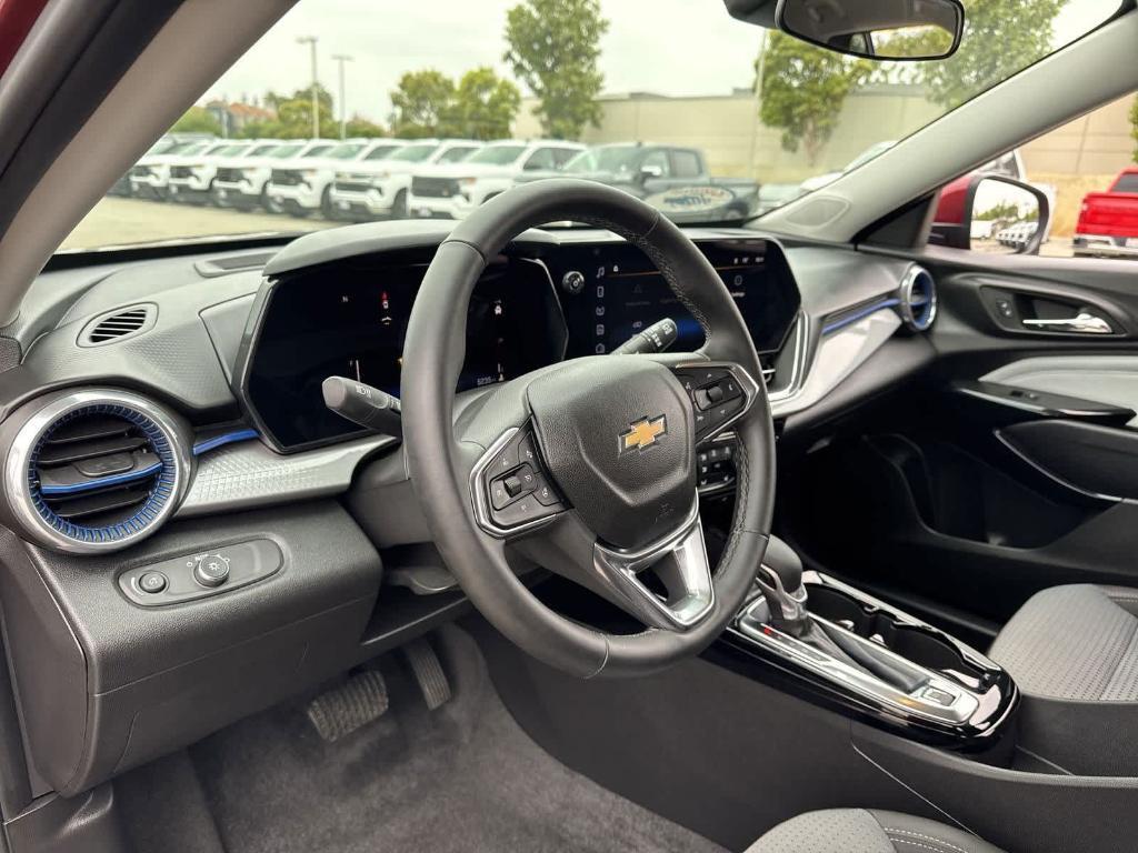 new 2025 Chevrolet Trax car, priced at $24,198