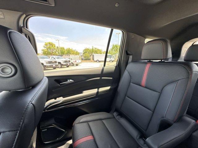 new 2025 Chevrolet Traverse car, priced at $57,643