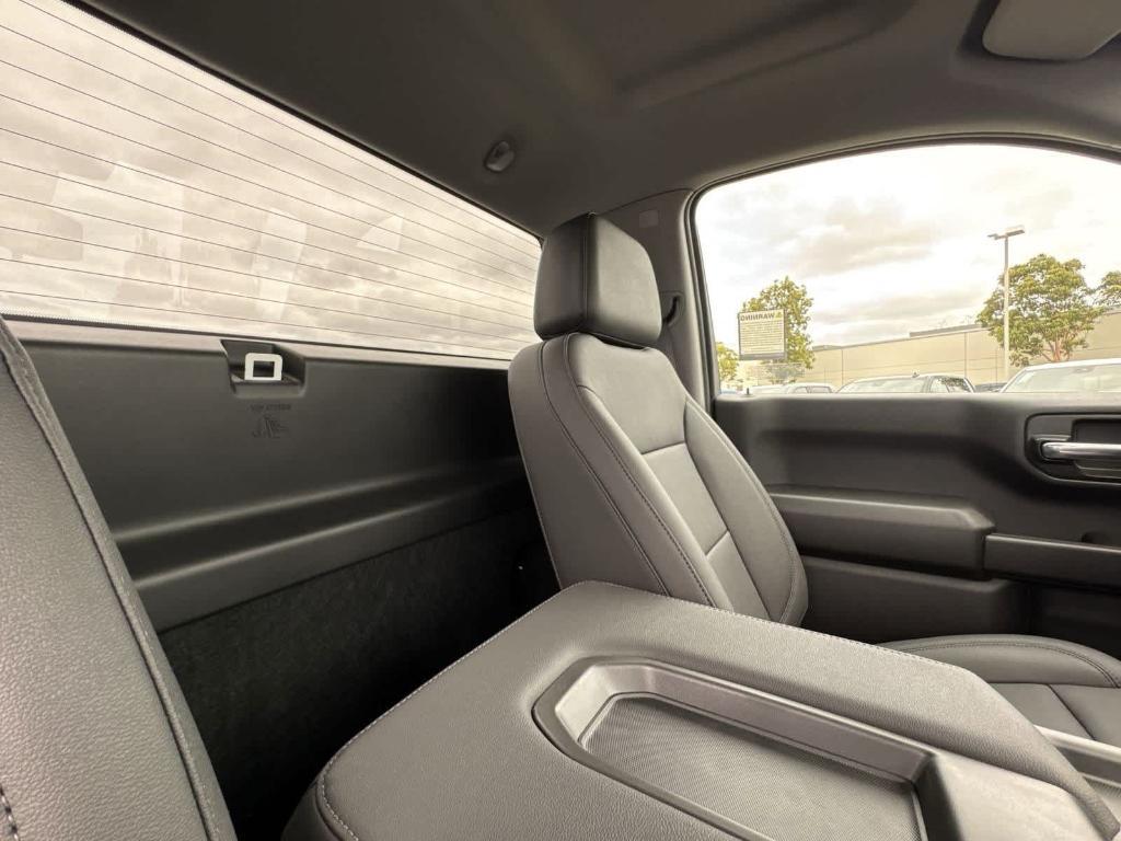 new 2025 Chevrolet Silverado 1500 car, priced at $32,808