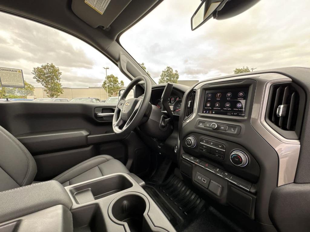 new 2025 Chevrolet Silverado 1500 car, priced at $32,808