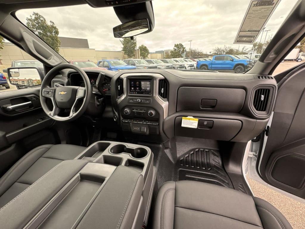 new 2025 Chevrolet Silverado 1500 car, priced at $32,808