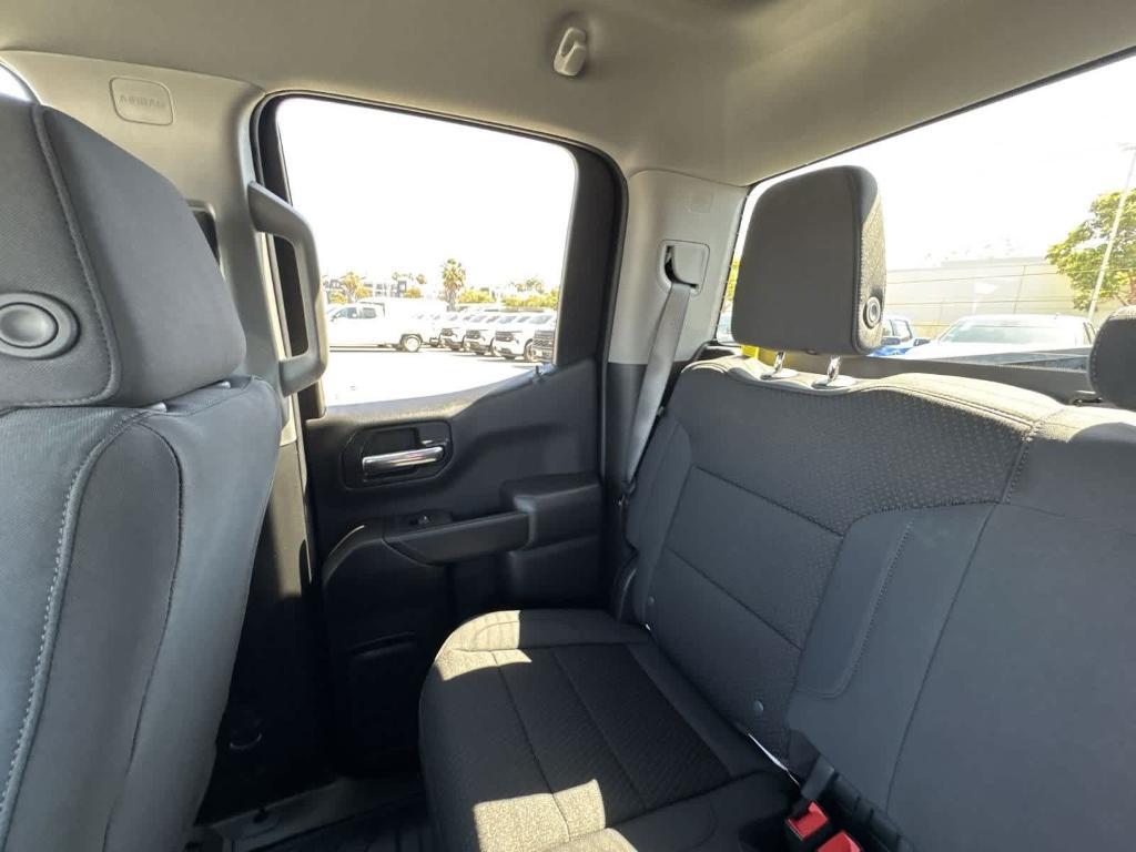 new 2025 Chevrolet Silverado 1500 car, priced at $39,218