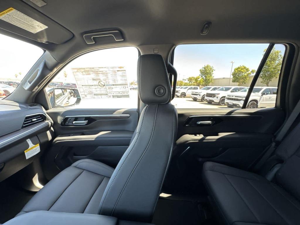 new 2025 Chevrolet Tahoe car, priced at $65,042