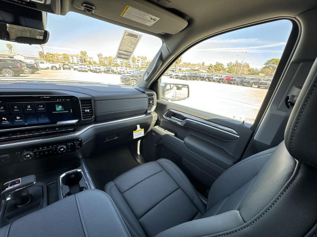 new 2025 Chevrolet Silverado 1500 car, priced at $67,712