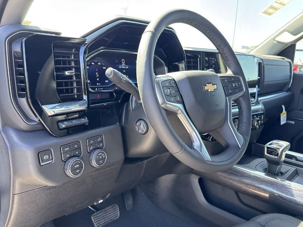 new 2025 Chevrolet Silverado 1500 car, priced at $67,712
