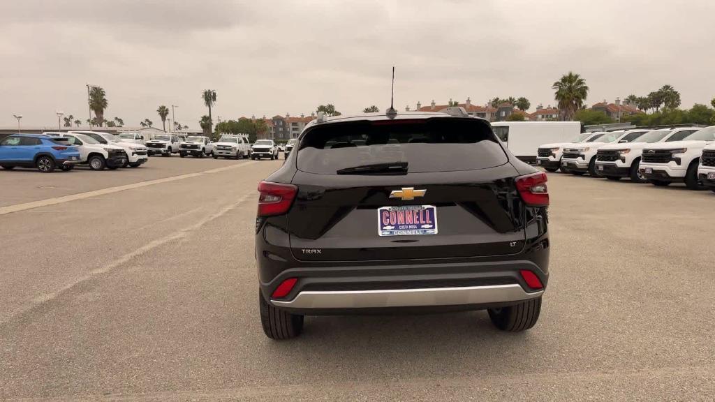 new 2025 Chevrolet Trax car, priced at $26,198