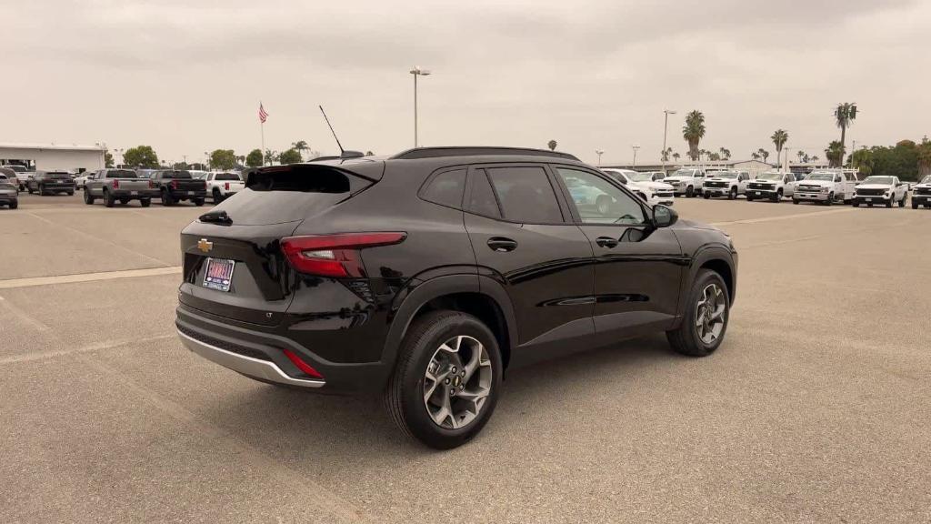 new 2025 Chevrolet Trax car, priced at $26,198