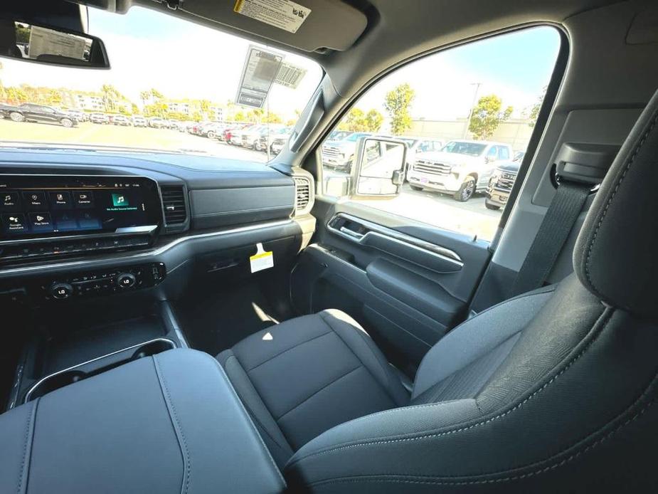 new 2025 Chevrolet Silverado 3500 car, priced at $76,014