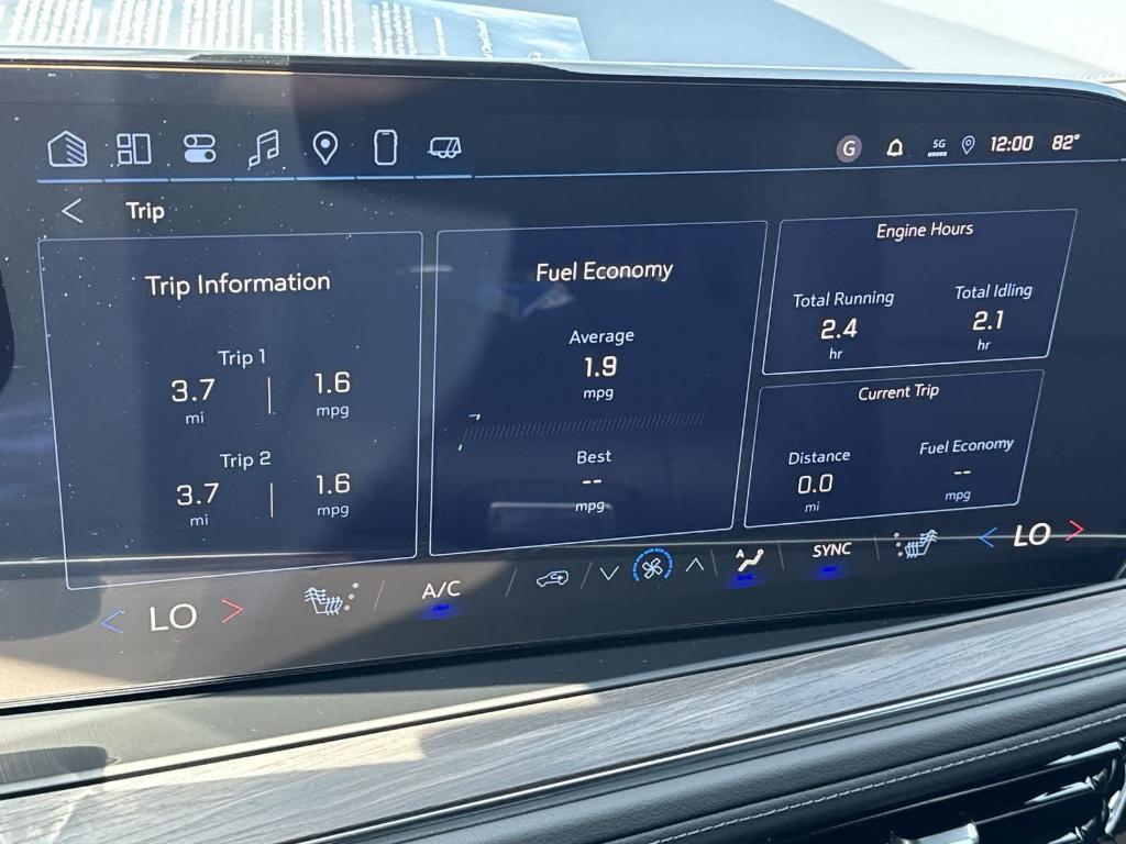 new 2025 Chevrolet Suburban car, priced at $77,455