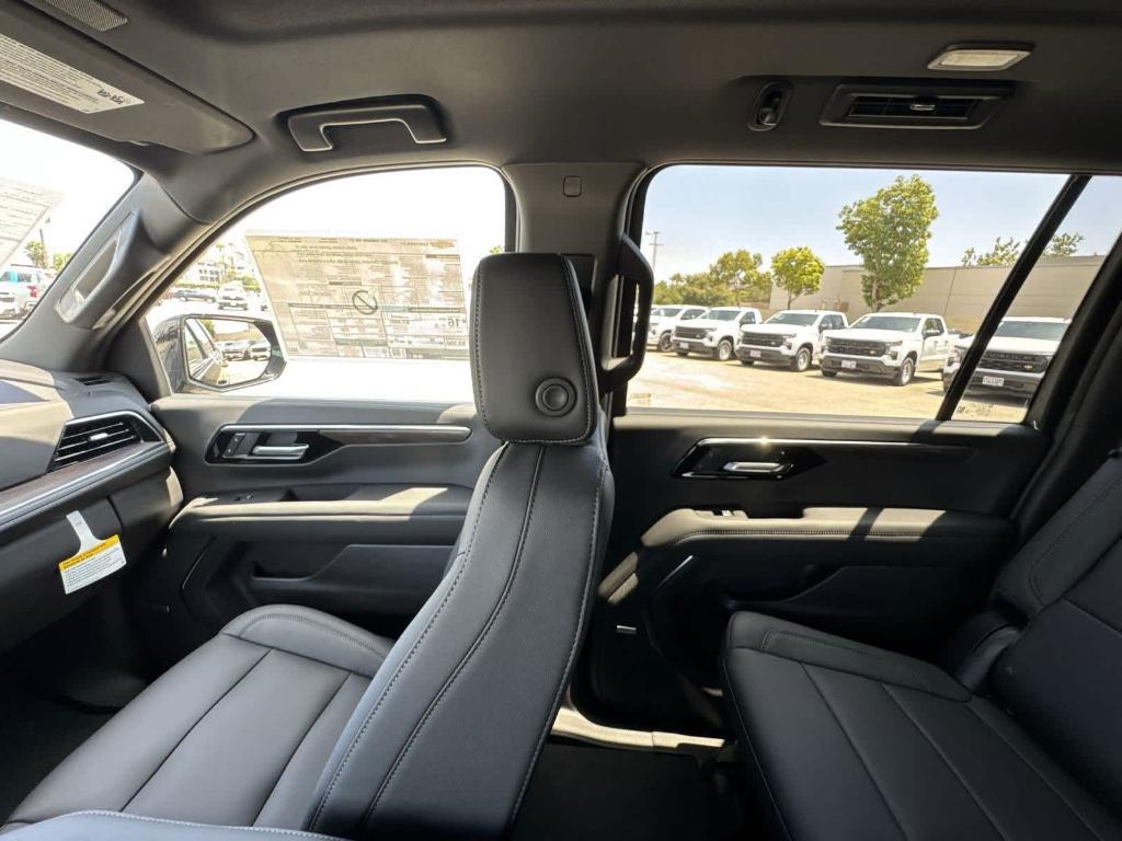 new 2025 Chevrolet Suburban car, priced at $77,455