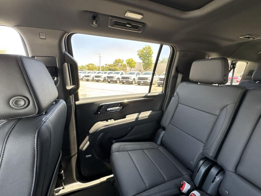 new 2025 Chevrolet Suburban car, priced at $77,455