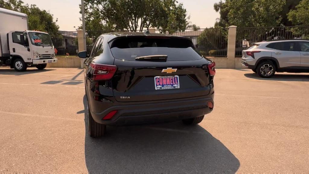 new 2025 Chevrolet Trax car, priced at $19,893