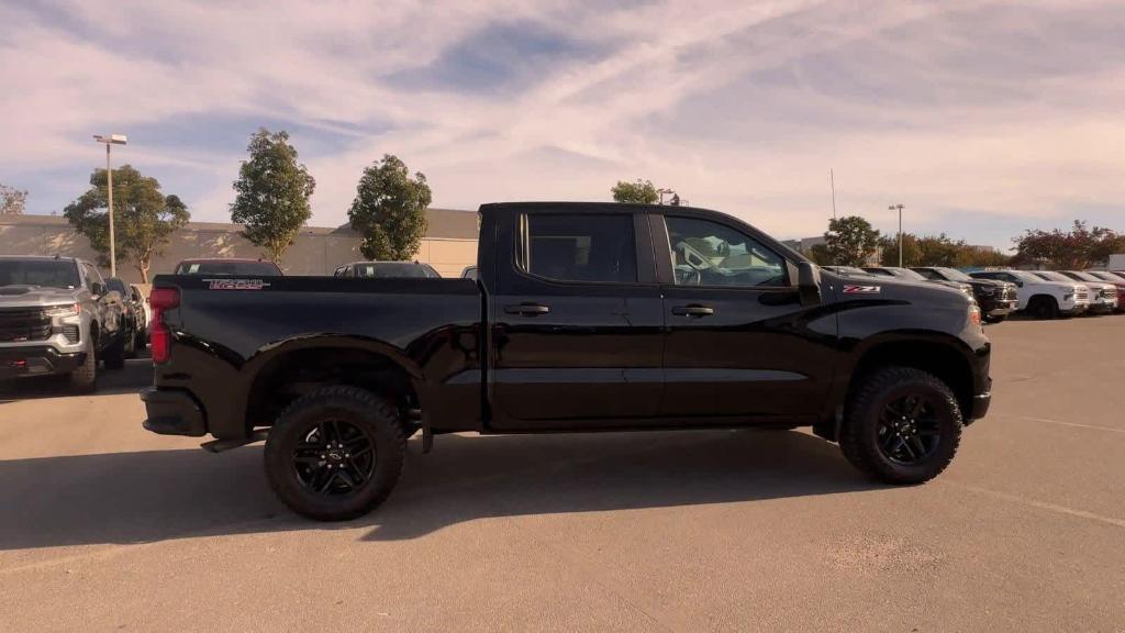 new 2025 Chevrolet Silverado 1500 car, priced at $49,928