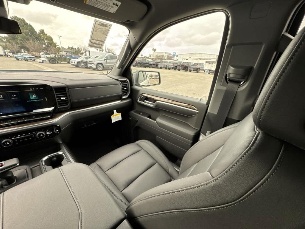 new 2025 Chevrolet Silverado 1500 car, priced at $55,428