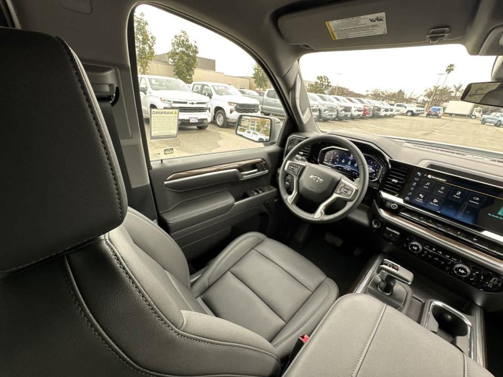 new 2025 Chevrolet Silverado 1500 car, priced at $55,428
