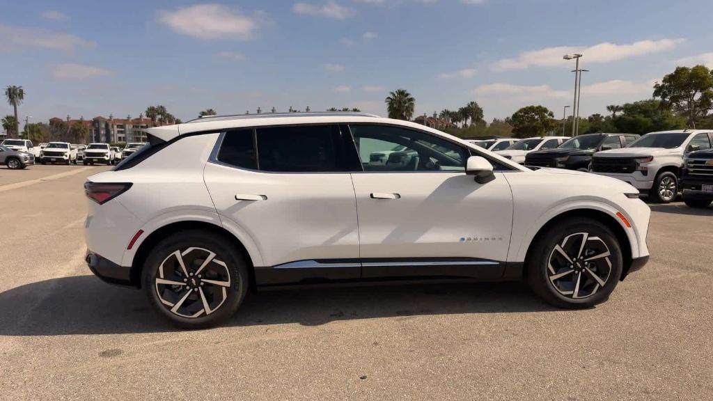 new 2025 Chevrolet Equinox EV car, priced at $34,637
