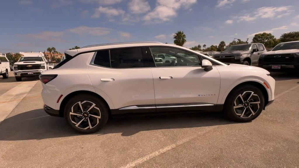 new 2024 Chevrolet Equinox EV car, priced at $33,388