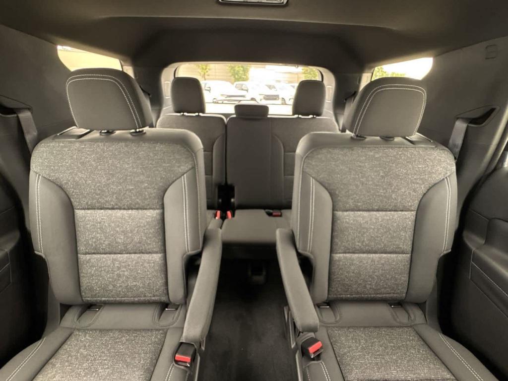 new 2025 Chevrolet Traverse car, priced at $44,893