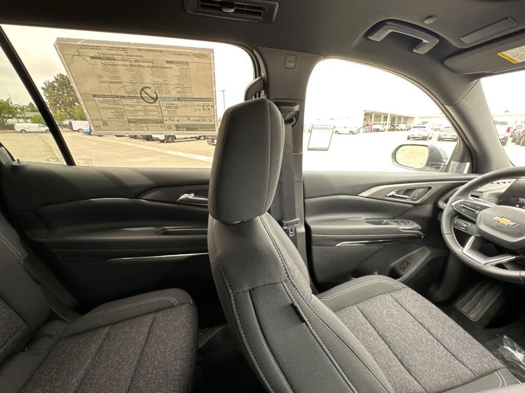 new 2025 Chevrolet Traverse car, priced at $44,893