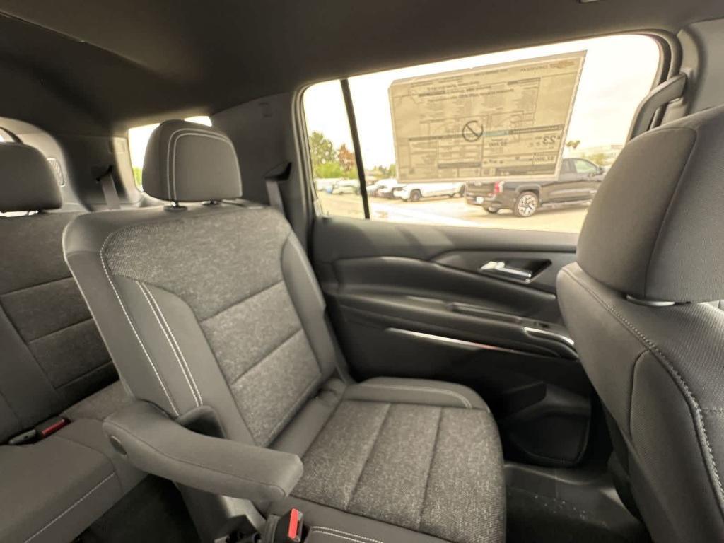 new 2025 Chevrolet Traverse car, priced at $44,893