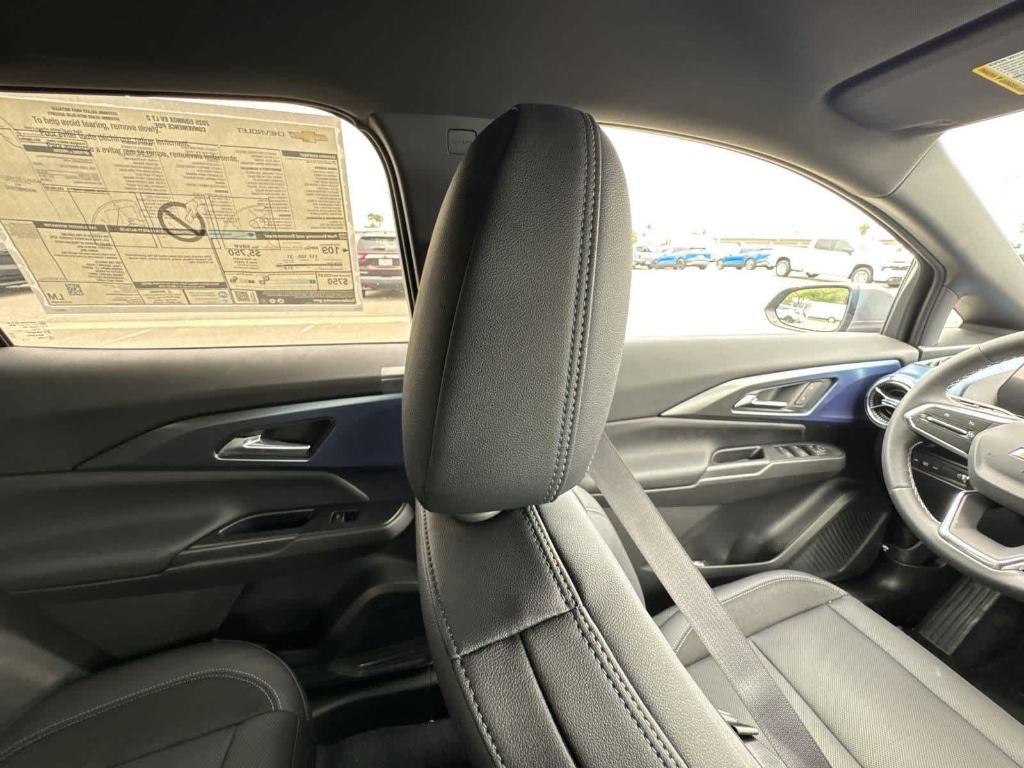 new 2025 Chevrolet Equinox EV car, priced at $31,937