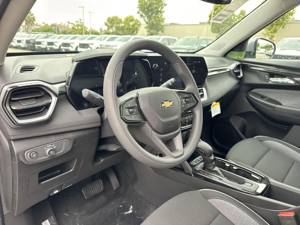 new 2026 Chevrolet TrailBlazer car, priced at $27,318