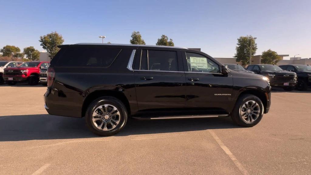 new 2025 Chevrolet Suburban car, priced at $69,089