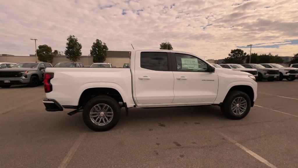 new 2024 Chevrolet Colorado car, priced at $32,594