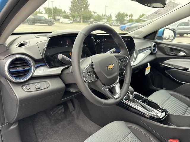 new 2025 Chevrolet Trax car, priced at $25,085
