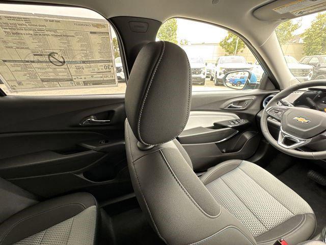 new 2025 Chevrolet Trax car, priced at $25,085