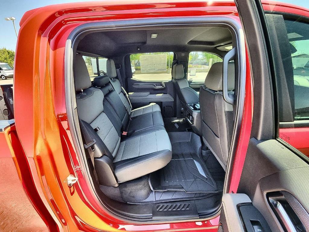 new 2025 Chevrolet Silverado 1500 car, priced at $72,573