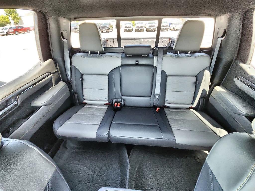 new 2025 Chevrolet Silverado 1500 car, priced at $72,573