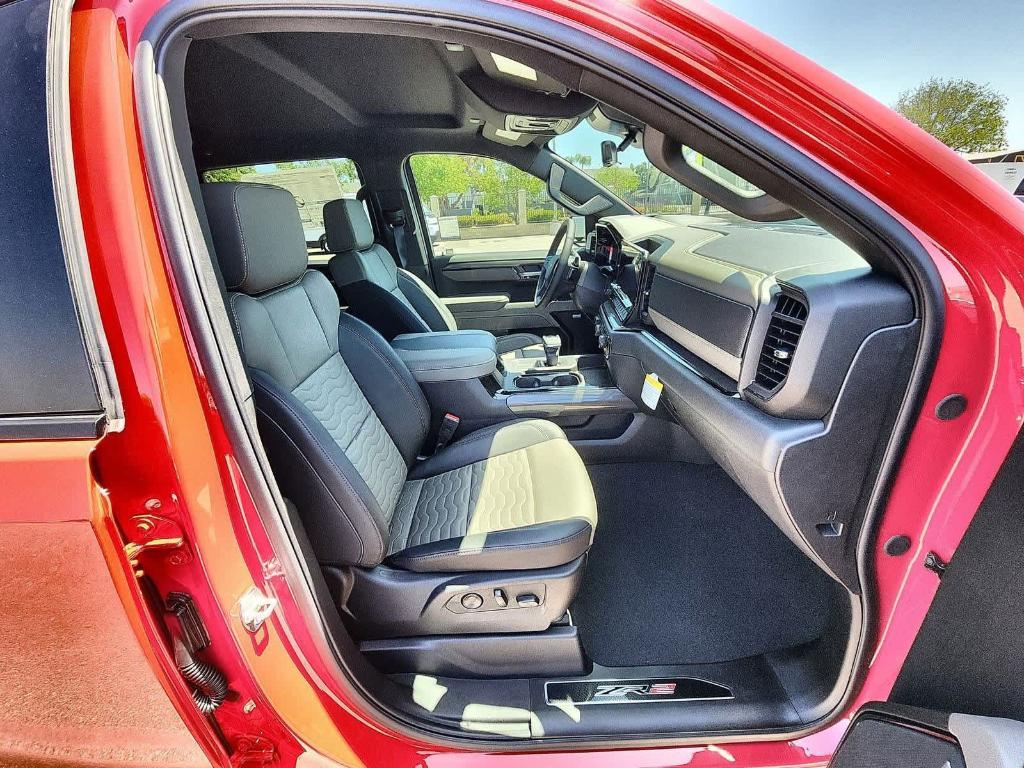 new 2025 Chevrolet Silverado 1500 car, priced at $72,573