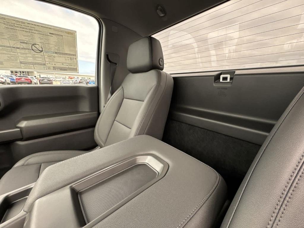 new 2025 Chevrolet Silverado 1500 car, priced at $35,703