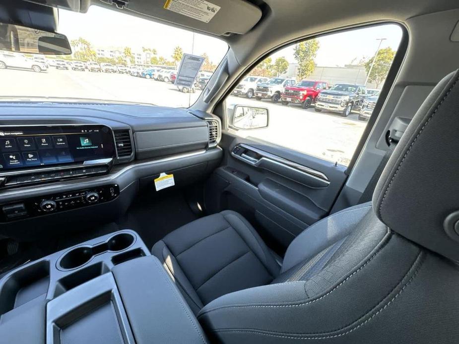 new 2025 Chevrolet Silverado 1500 car, priced at $49,043