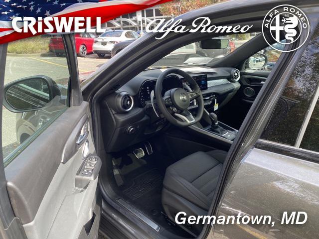 new 2024 Alfa Romeo Tonale car, priced at $54,200