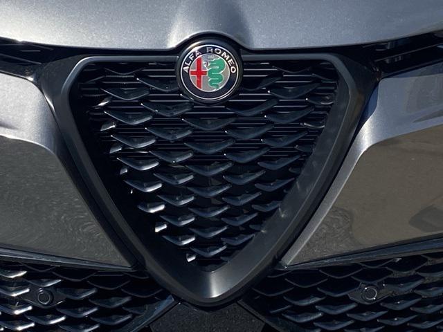 new 2025 Alfa Romeo Tonale car, priced at $41,025