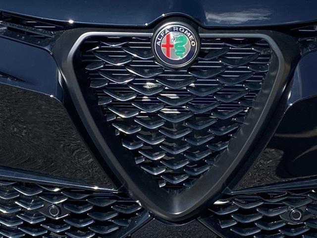 new 2025 Alfa Romeo Tonale car, priced at $41,025