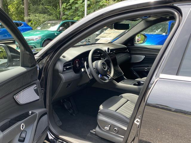 new 2025 Maserati Grecale car, priced at $85,245