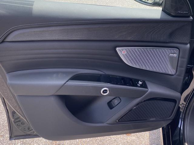 new 2025 Maserati Grecale car, priced at $85,245