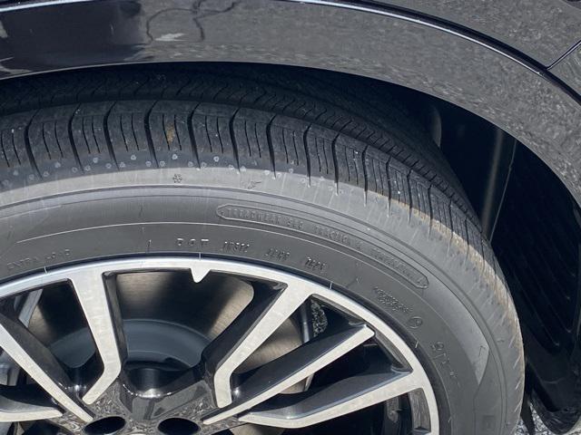 new 2025 Maserati Grecale car, priced at $85,245