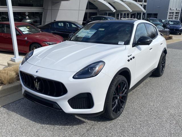 new 2025 Maserati Grecale car, priced at $94,205