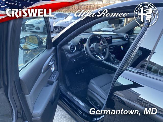 new 2024 Alfa Romeo Tonale car, priced at $52,885